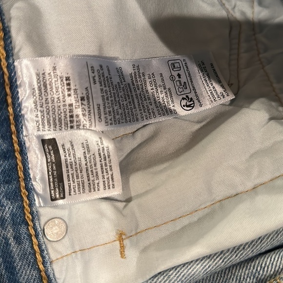 Levi’s 501 Distressed Denim Shorts 31 - Picture 10 of 12